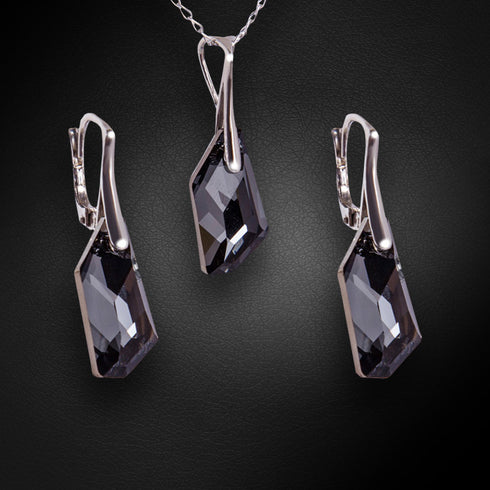 Серебряный комплект "Hiporboreja (Silver Night)" с кристаллами Swarovski™